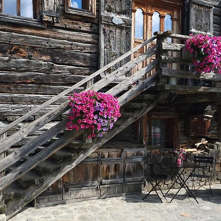 Chalet Canton Livigno Exterior foto